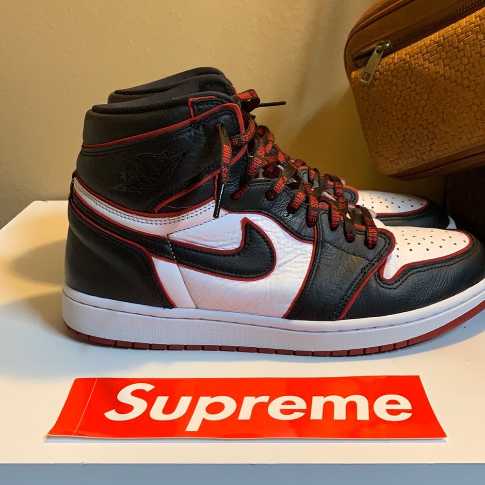 Jordan 1 High ‘Bloodline’